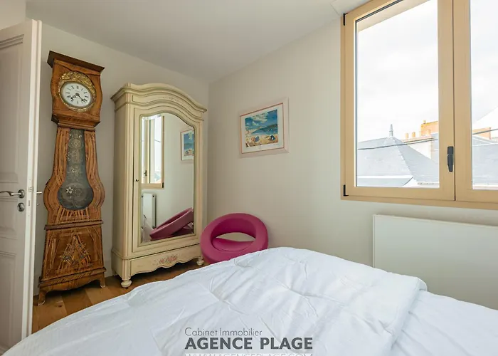 Maison Spacieuse Avec Ascenseur Et Climatisation, Proche - Fr-1-197-616 * Ле-Сабль-д’Олон