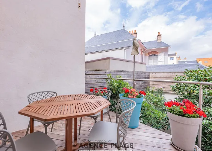 Maison Spacieuse Avec Ascenseur Et Climatisation, Proche - Fr-1-197-616 בית נופש *