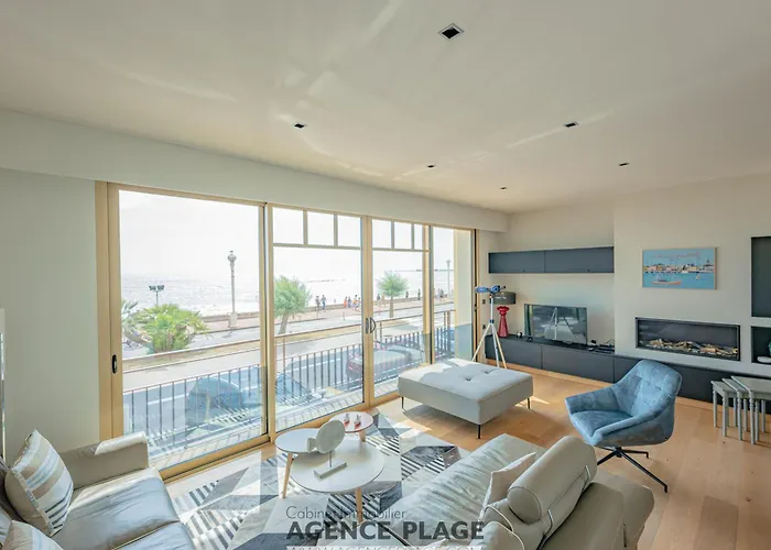 Maison Spacieuse Avec Ascenseur Et Climatisation, Proche - Fr-1-197-616 * Les Sables-dʼOlonne